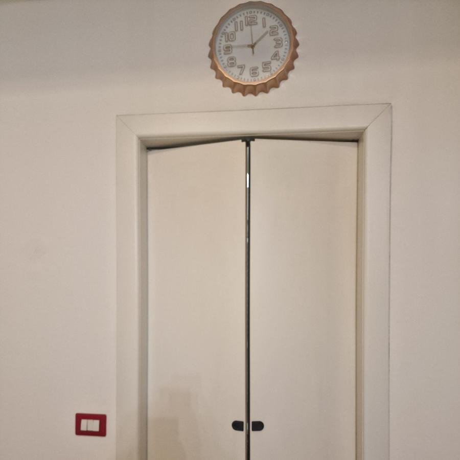 M.Aurelio Red Apartment Milan Luaran gambar