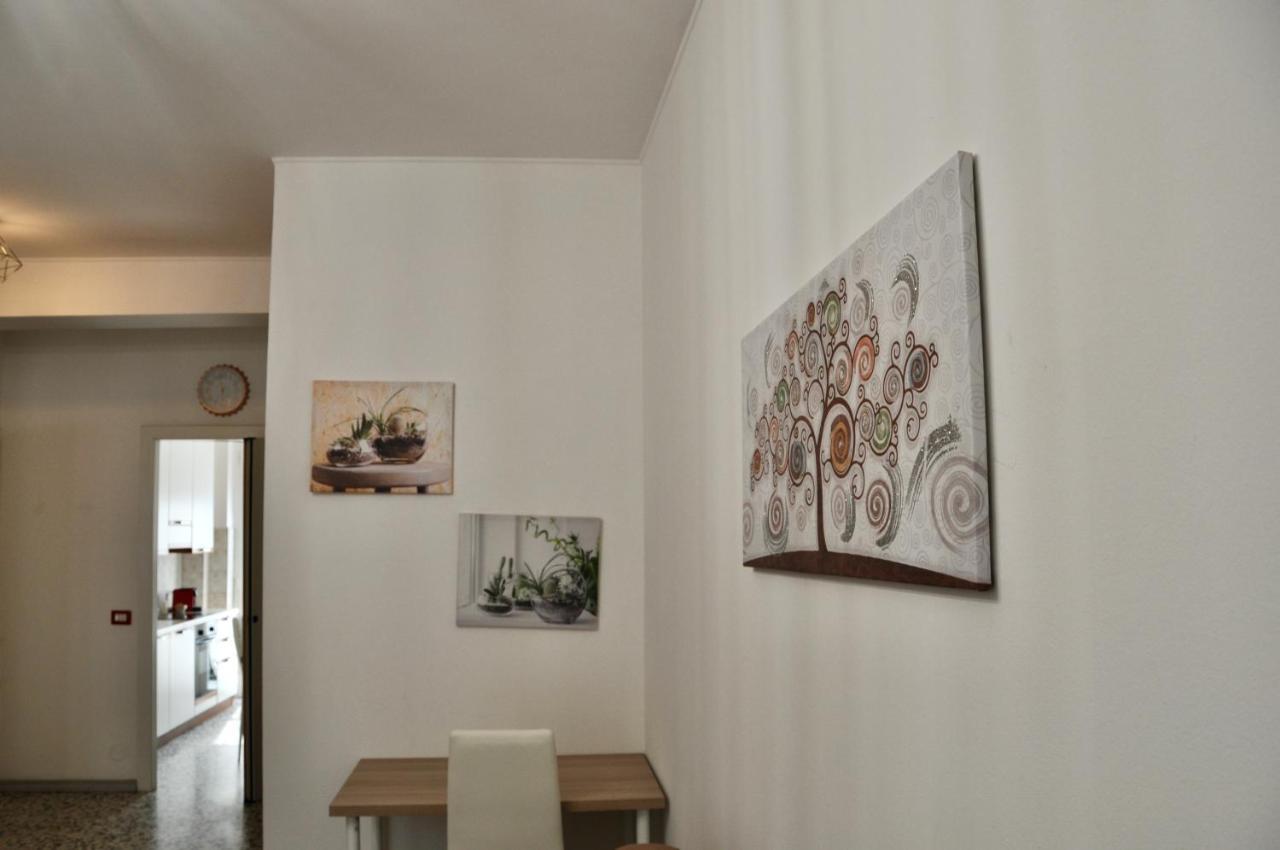 M.Aurelio Red Apartment Milan Luaran gambar