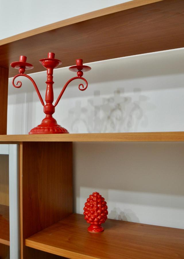 M.Aurelio Red Apartment Milan Luaran gambar